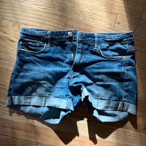 H&M logg denim shorts